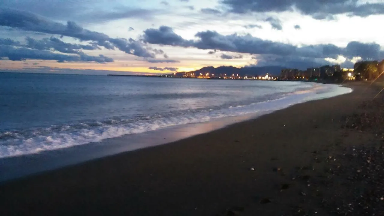 Bellavista Beach Apartment Малага